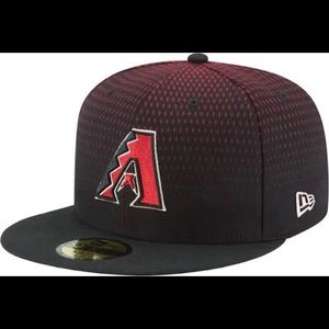 Brand New AZ Diamondbacks Authentic On The Field Size 7 3/4